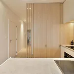 In With Sea Views 公寓 *