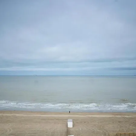 In With Sea Views 公寓