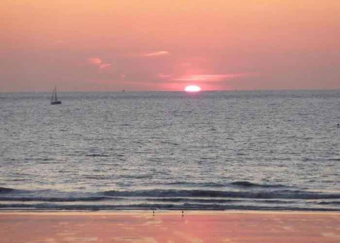 In With Sea Views 布兰肯贝赫